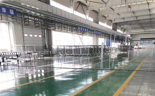 明日大雪：梦得来化工为您打造温暖而坚固的高台环氧地坪