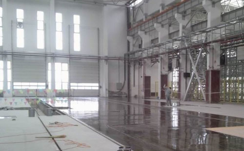 高台通用环氧地坪中涂